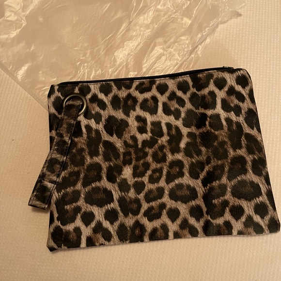 Wristlet - Picture 2 of 3